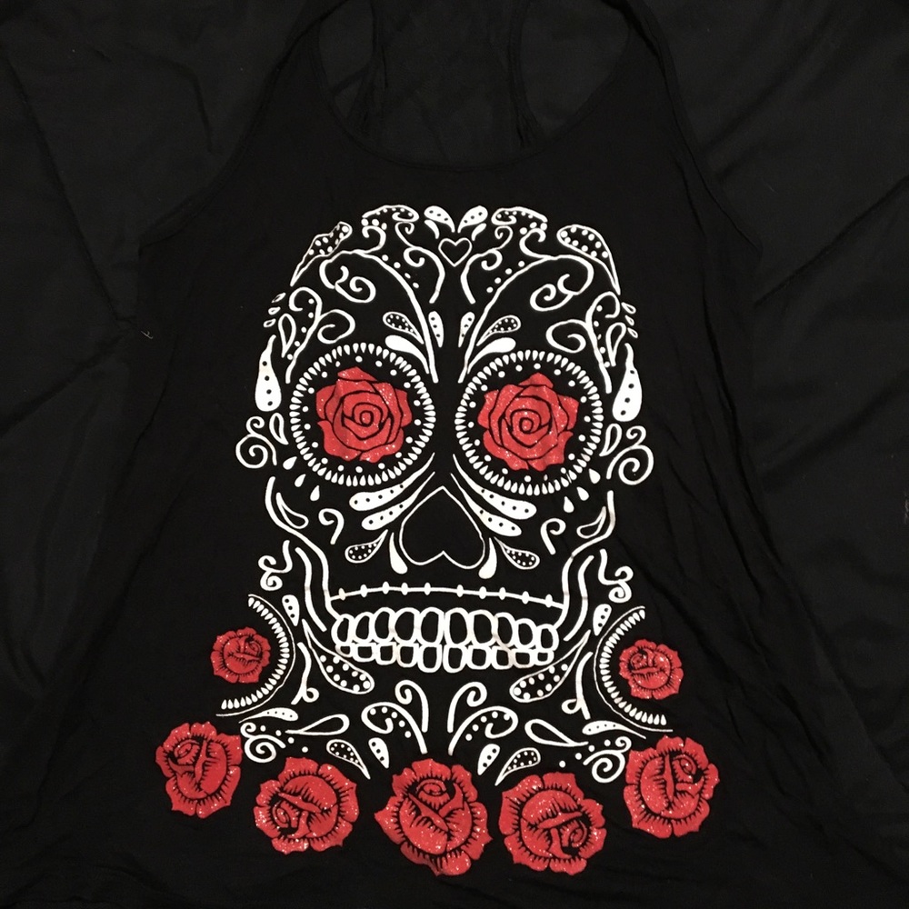 Medium black tank top with glitter skull
